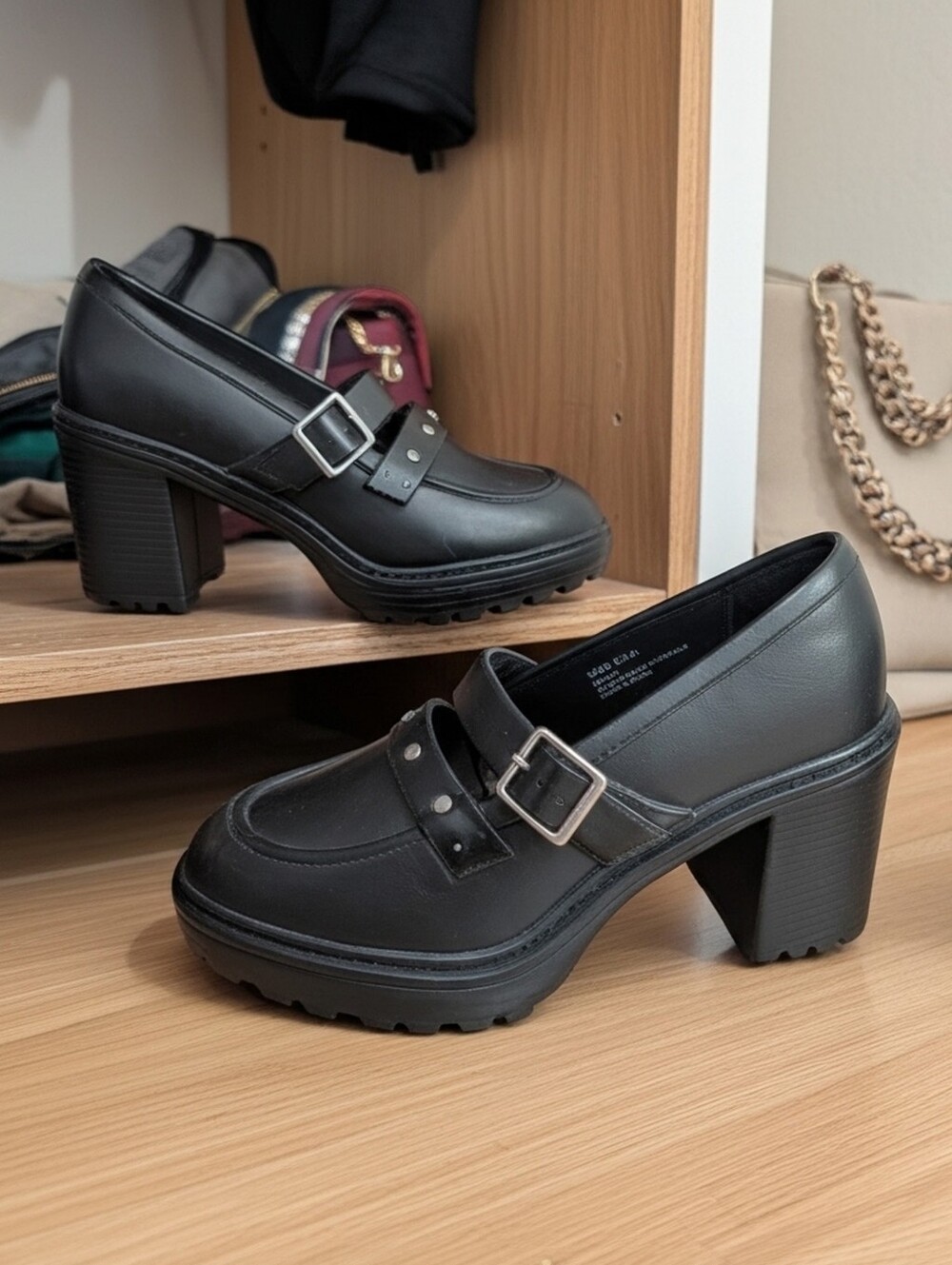 Report Dahlia Black Lug Soles Women's Loafer Academia Grunge Goth Size 8.5M